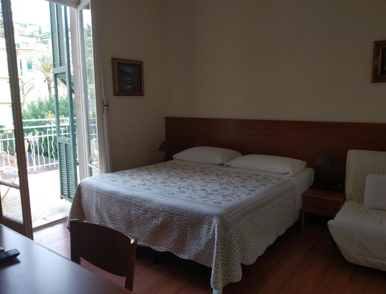 Hotel Lucciola Bordighera Εξωτερικό φωτογραφία