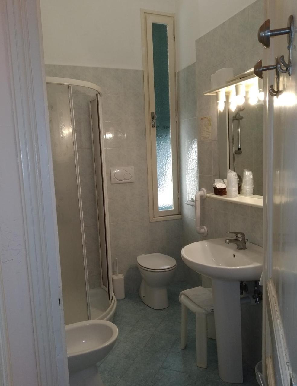 Hotel Lucciola Bordighera Εξωτερικό φωτογραφία