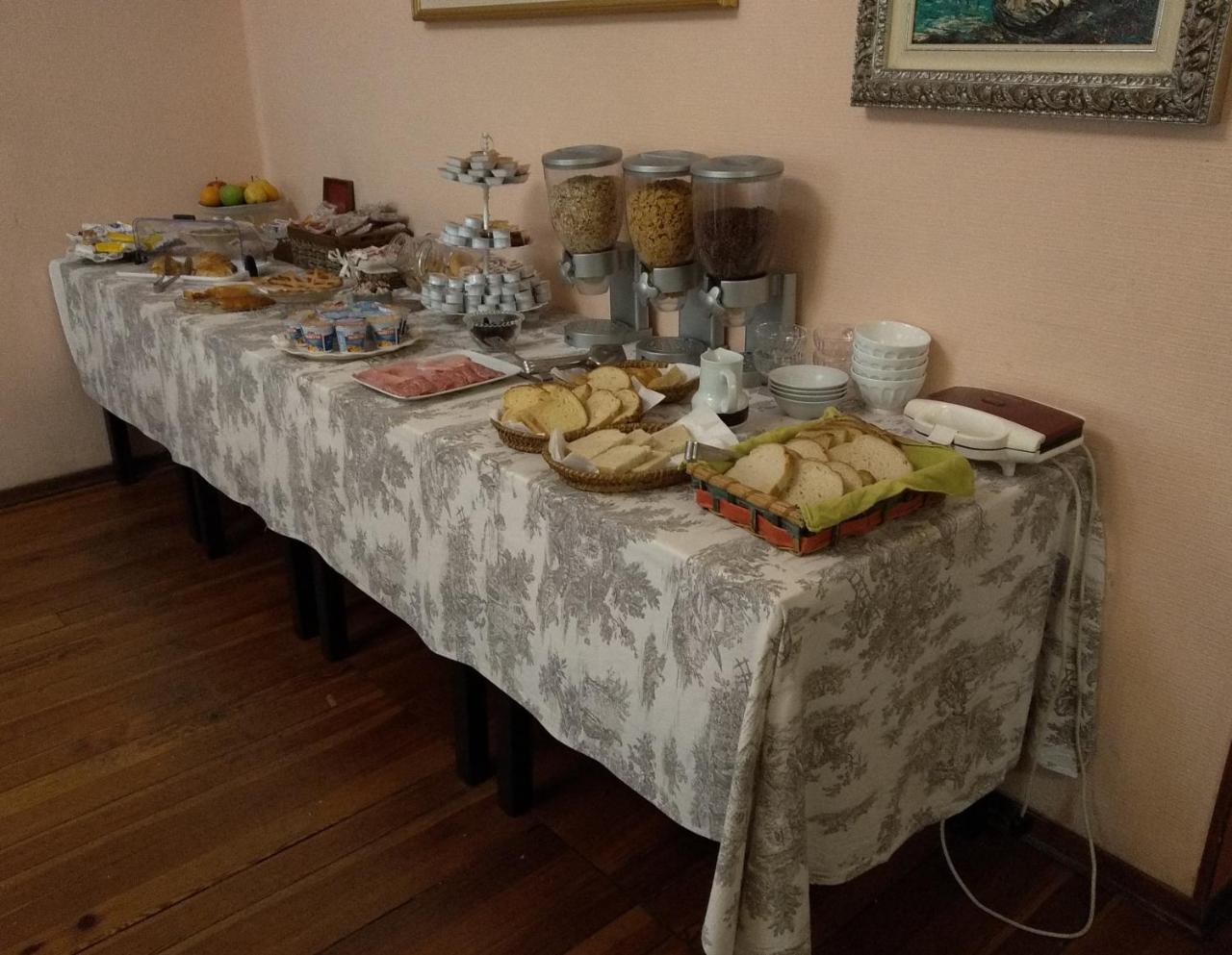 Hotel Lucciola Bordighera Εξωτερικό φωτογραφία