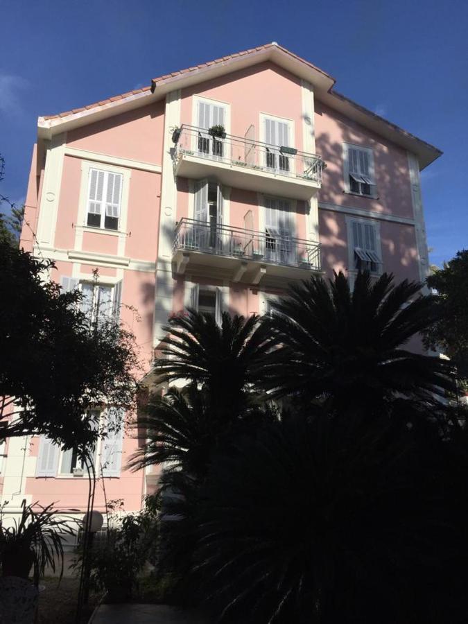 Hotel Lucciola Bordighera Εξωτερικό φωτογραφία